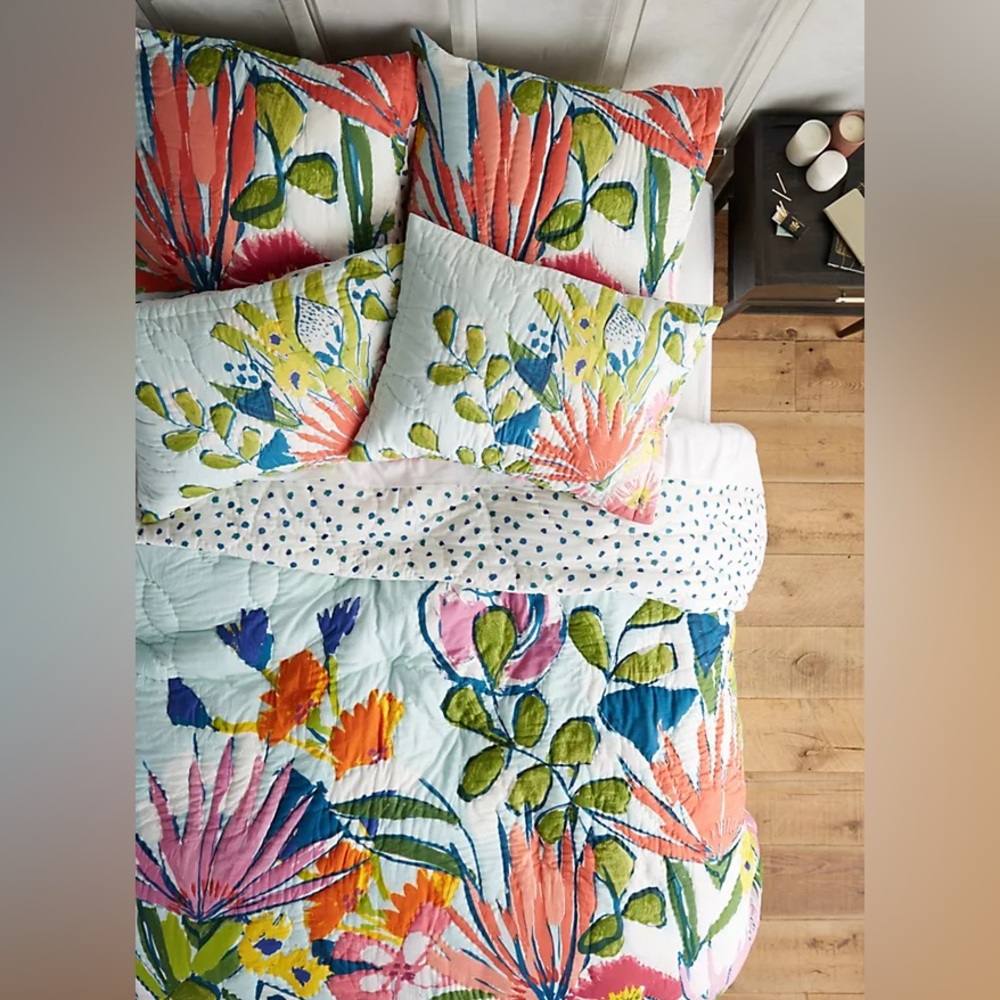 Discontinued Anthropologie Lulie Wallace Floral Reversible Quilt SIZE QUEEN